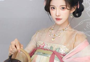 秀人网 – 李丽莎的蕾丝，毫无圣光的风流私语图集
