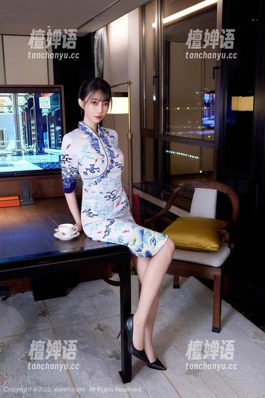 秀人网 - 当米妮大萌萌遇上海边：合集暴露了我的心思