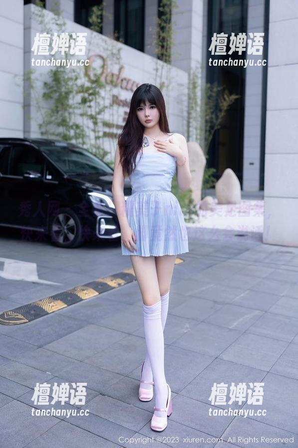 秀人网-糯美子nini 秀人网 - 全套!糯美子nini的美足图集,快来看,快来看,脚竟然也这么会说话!