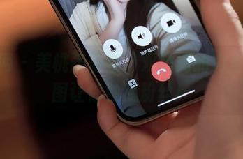 秀人网 – 美桃酱在线：双马尾的力量，原图让你秒变粉丝！