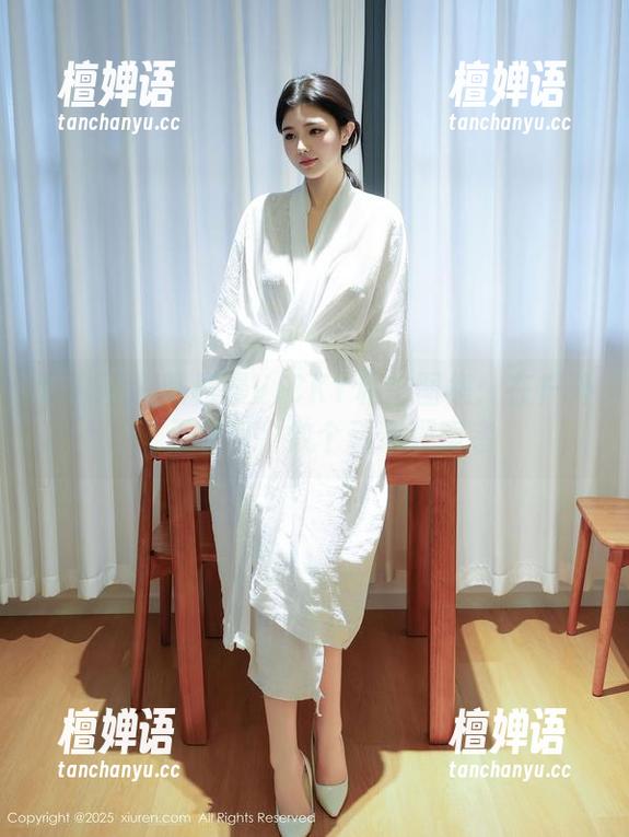 秀人网 - 陈雅漫VICKY私拍图集：在户外“无意间”做个动物观察者