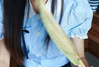 绮梦摄影 – 看！安吉拉的珍藏版，果然是无水印的完美原图，难怪大家都在raveabout！