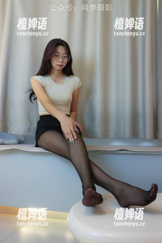 绮梦摄影-小艺 绮梦摄影 - 哇,小艺的红裙在原图里的那个身影,在线捕捉这微微的暧昧,妙不可言。