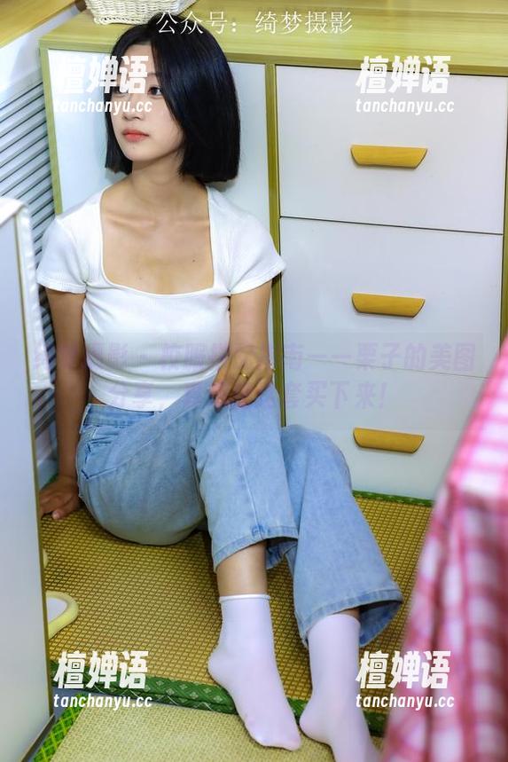 绮梦摄影 - 校服搭配指南——栗子的美图分享，真想把这套买下来！