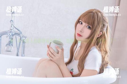 看！羊大真人的猫娘私拍图包，连猫咪都想前来“攀亲”了！