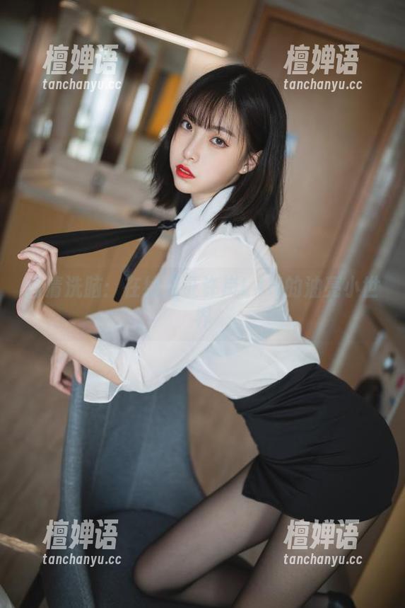 高清洗脑：在线见证许岚LAN的油亮小世界