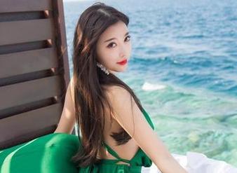 语画界 – 化身摄影师：奶瓶的精美自拍美图合集