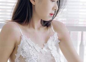 轰趴猫 – 想拥有陈雅漫的礼服？快下载，网盘的福利可不是天天都有的呀！