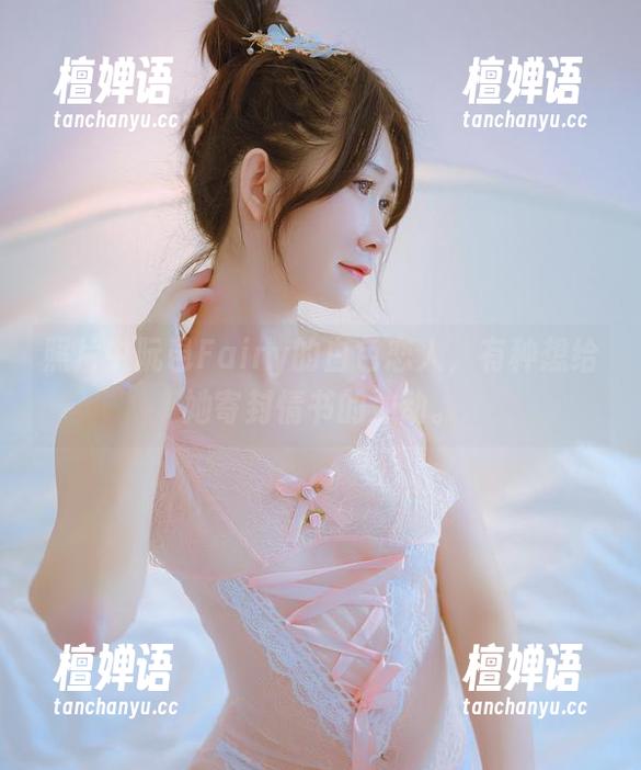 照片中阮邑Fairy的白色恋人，有种想给她寄封情书的冲动。