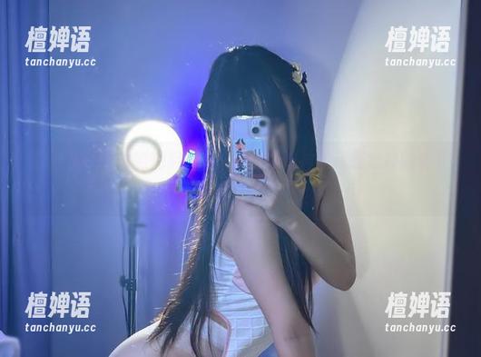 阿九从不咕咕的短裤cos，空洞的眼神里藏着怎样的资源？