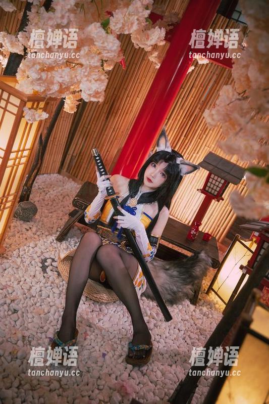 雪晴嘟嘟 雪晴嘟嘟演绎OL大姐姐,高清之下各种“日常状态”